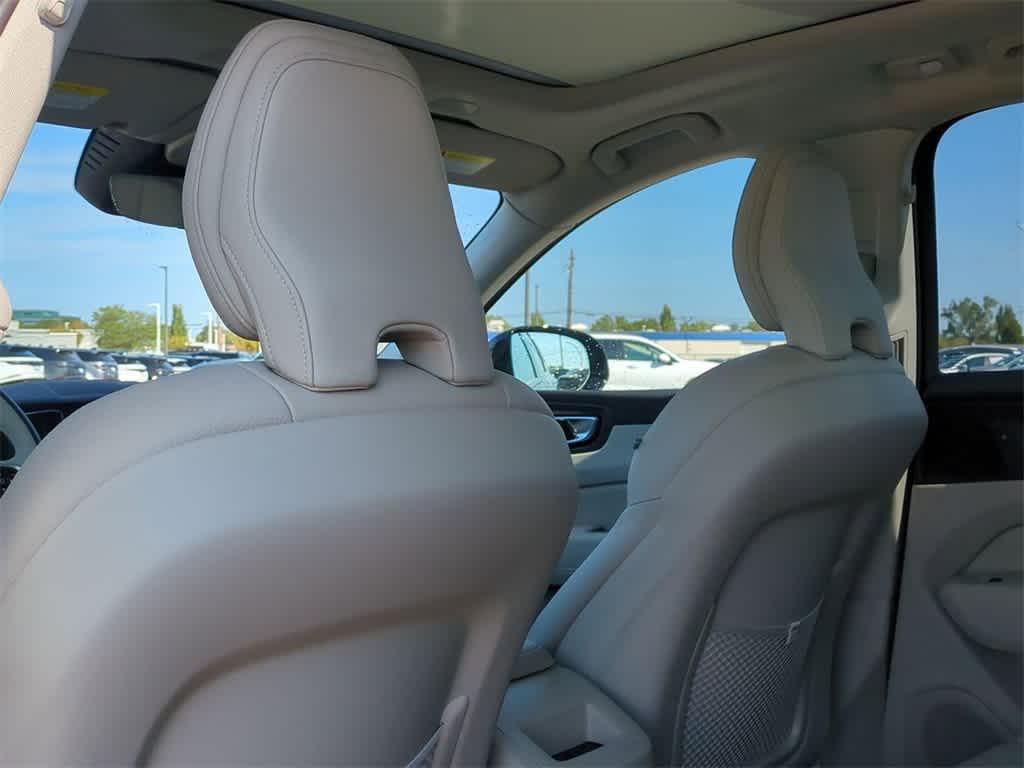 new 2025 Volvo XC60 Plug-In Hybrid car, priced at $63,755