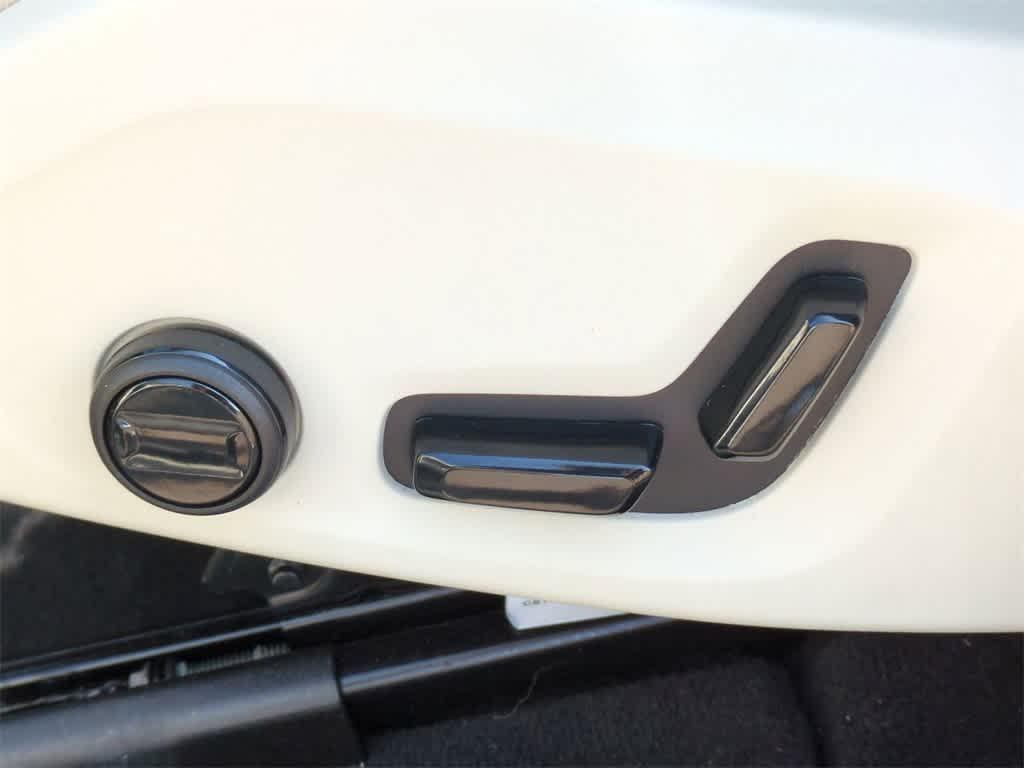 new 2025 Volvo XC60 Plug-In Hybrid car, priced at $63,755
