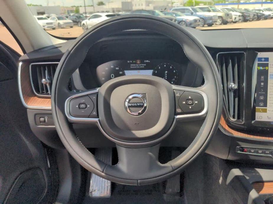 used 2021 Volvo XC60 car, priced at $32,500