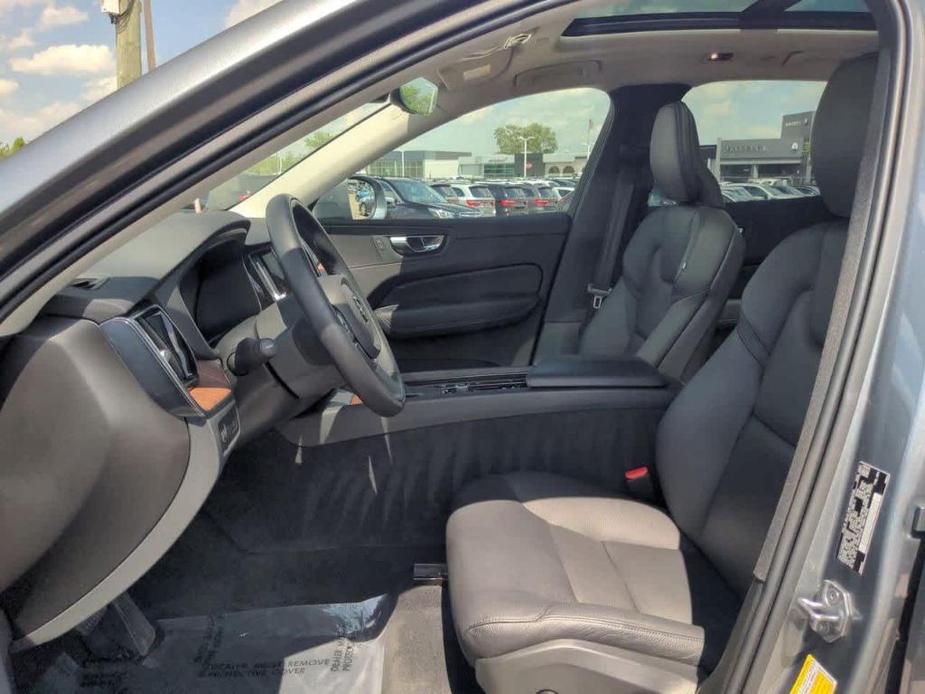 used 2021 Volvo XC60 car, priced at $32,500