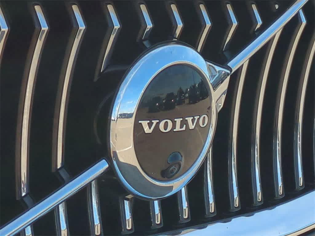 used 2022 Volvo XC90 car, priced at $34,977