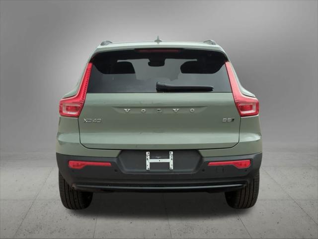 new 2025 Volvo XC40 car, priced at $52,235