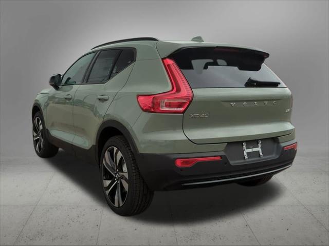 new 2025 Volvo XC40 car, priced at $52,235