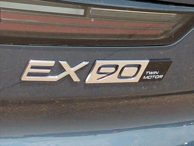 new 2025 Volvo EX90 car, priced at $81,805