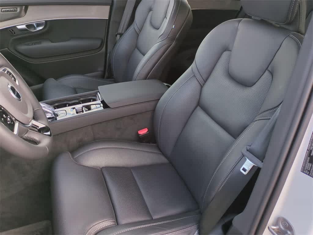 new 2025 Volvo XC90 Plug-In Hybrid car, priced at $80,352