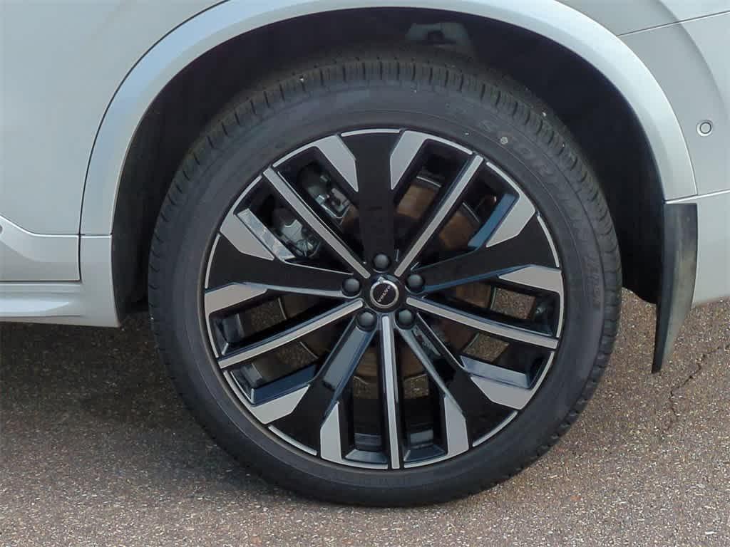 new 2025 Volvo XC90 Plug-In Hybrid car, priced at $80,352