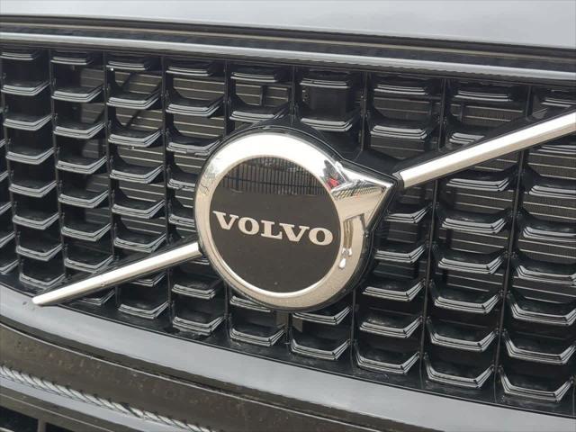 new 2025 Volvo XC60 car, priced at $51,450
