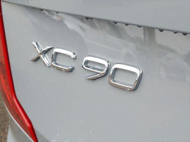 new 2025 Volvo XC90 Plug-In Hybrid car, priced at $73,700