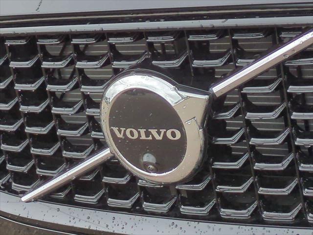 new 2025 Volvo XC60 car, priced at $60,660