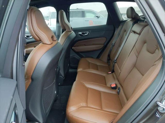 used 2022 Volvo XC60 car, priced at $36,389