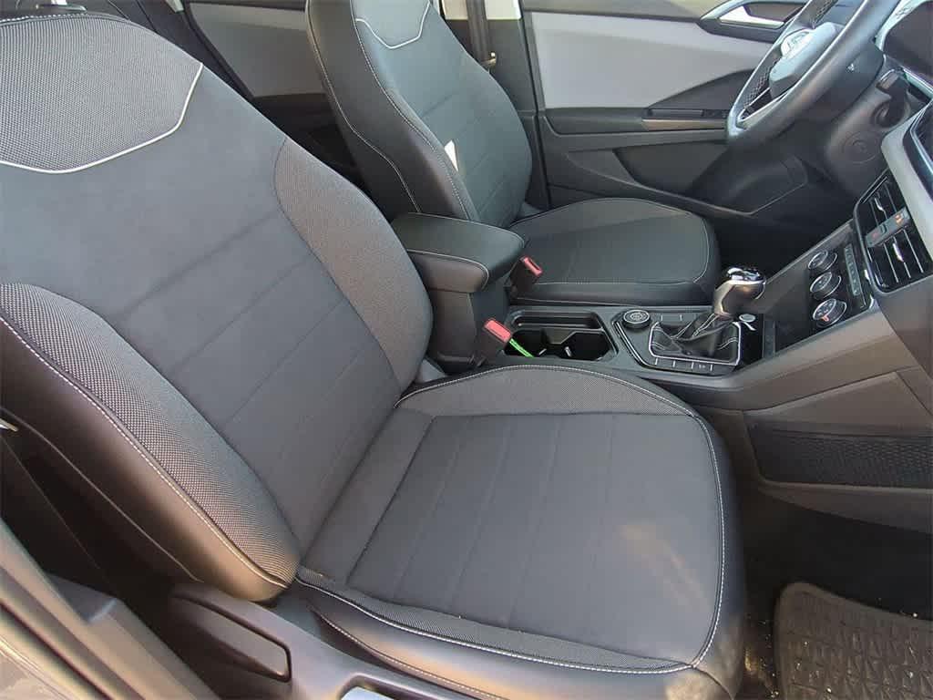 used 2023 Volkswagen Taos car