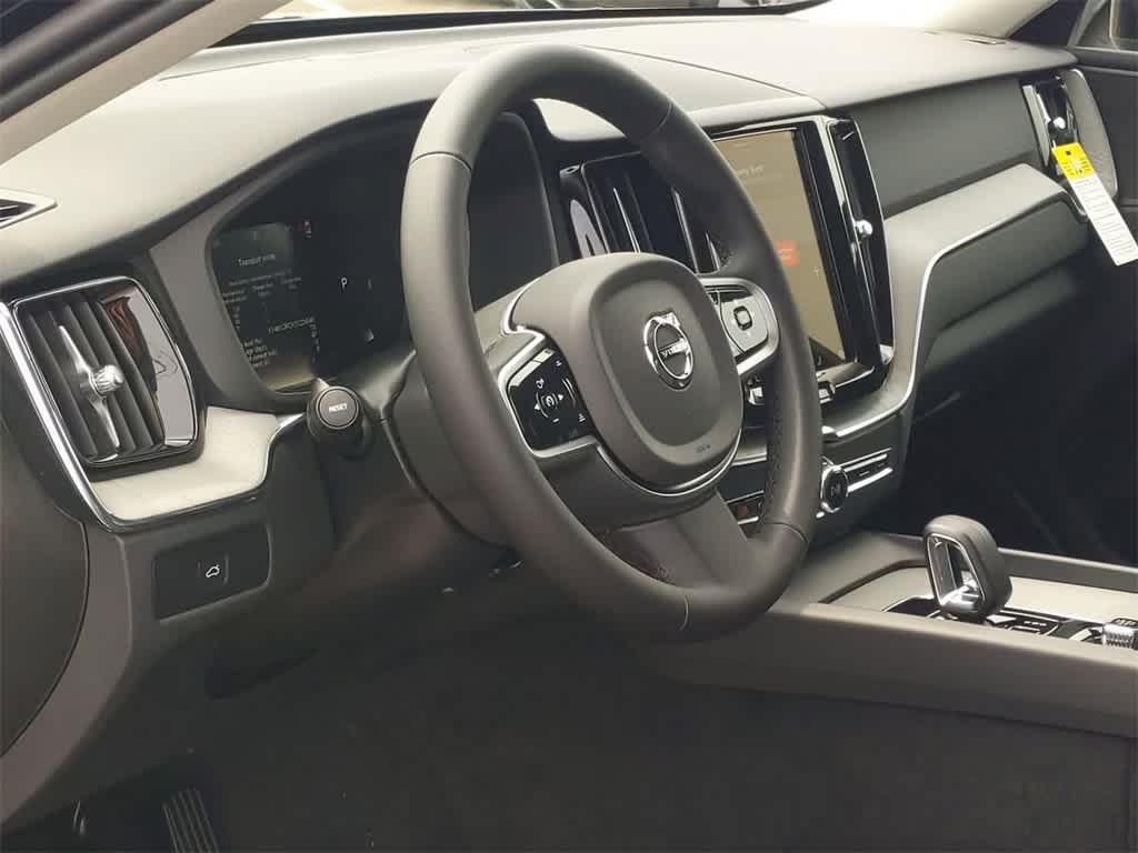 new 2025 Volvo XC60 car, priced at $55,360