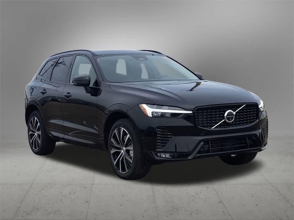 new 2025 Volvo XC60 car, priced at $55,360
