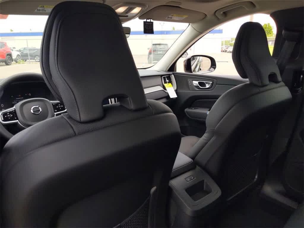 new 2025 Volvo XC60 car, priced at $55,360