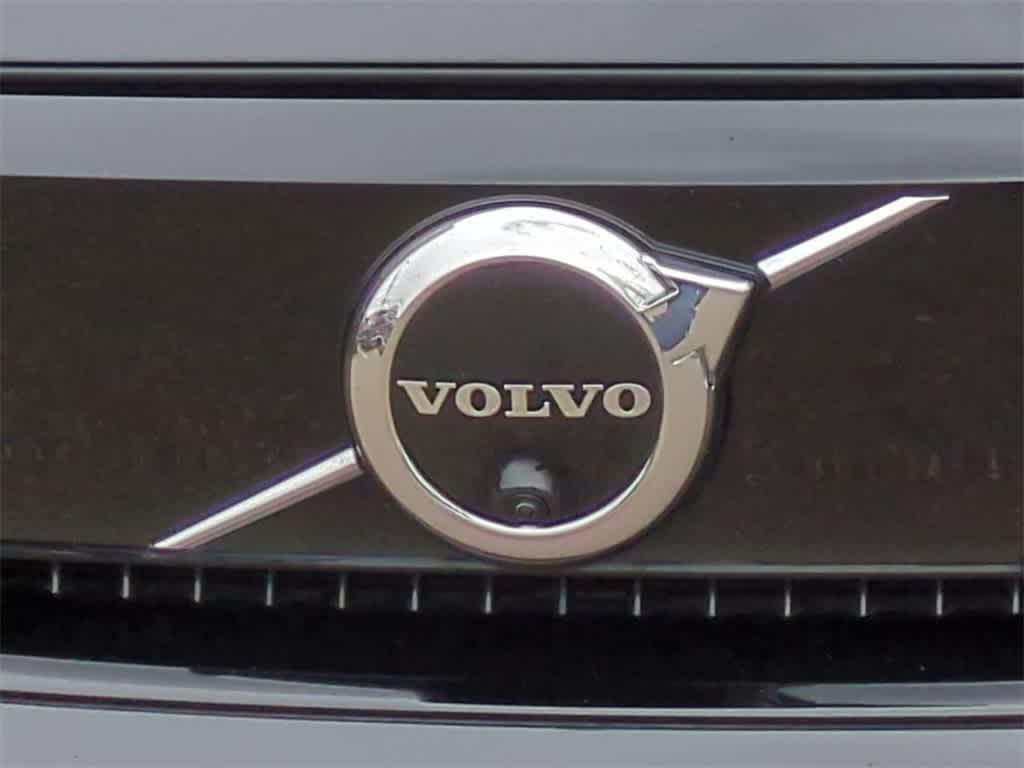 used 2022 Volvo C40 Recharge Pure Electric car, priced at $24,977