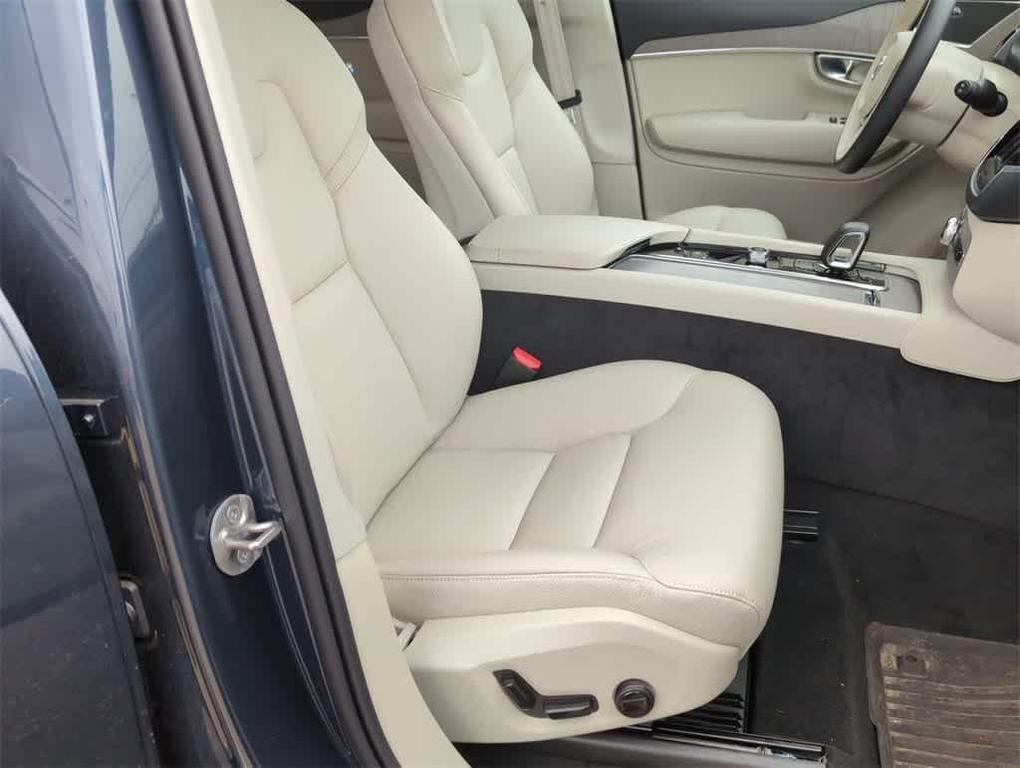 new 2025 Volvo XC90 car, priced at $63,000