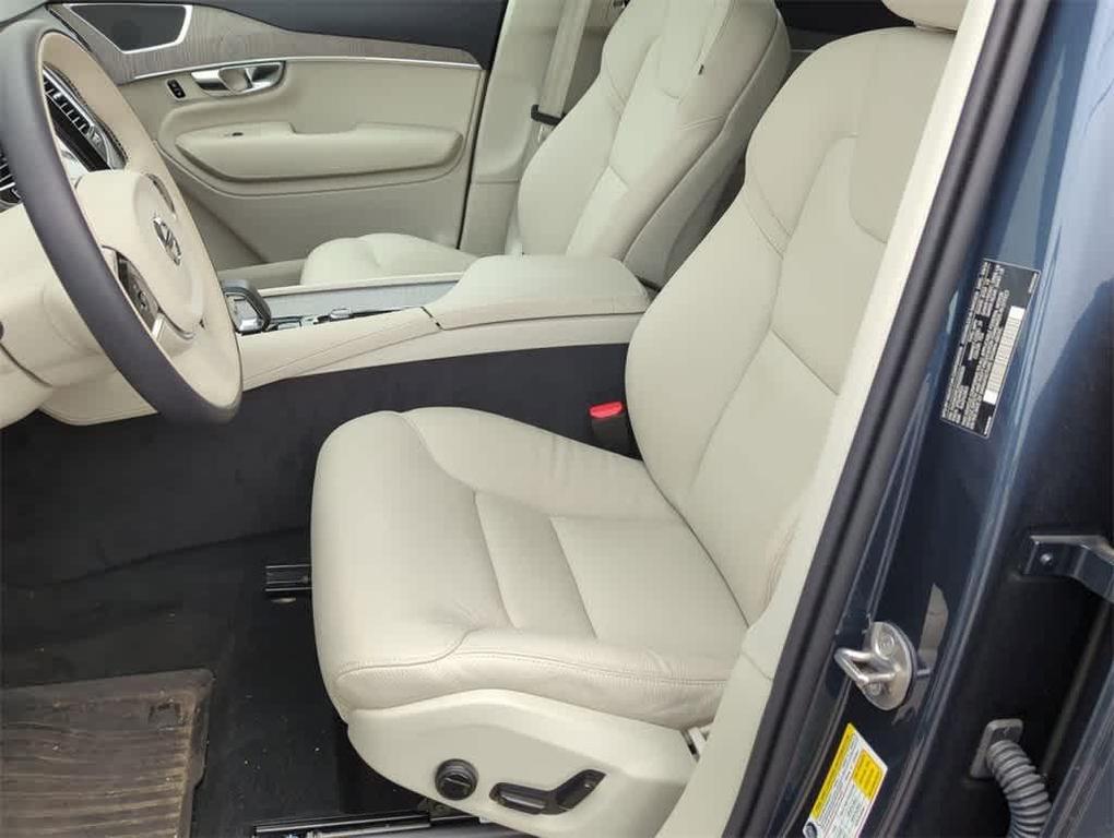 new 2025 Volvo XC90 car, priced at $63,000