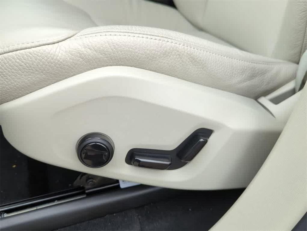 new 2025 Volvo XC90 car, priced at $63,000