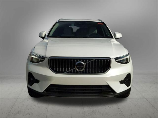 new 2025 Volvo XC40 car, priced at $48,315