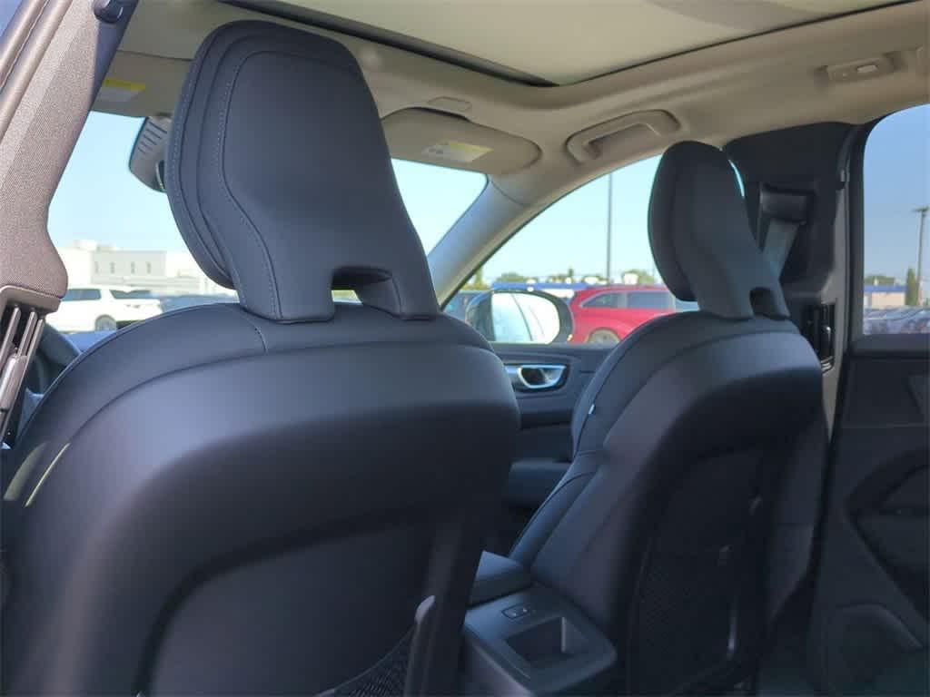 new 2026 Volvo XC60 car, priced at $57,985
