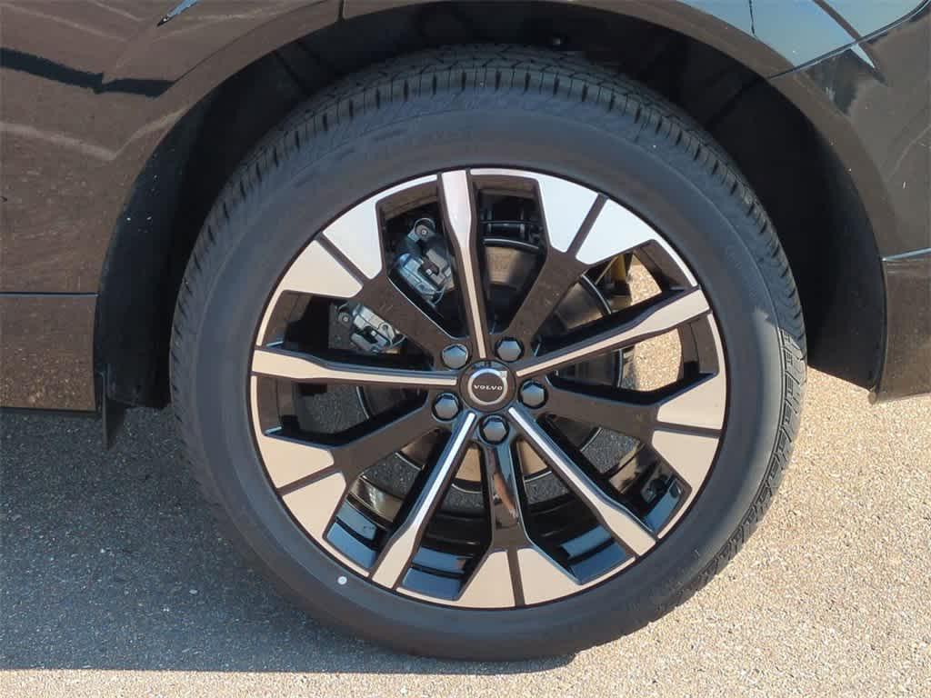 new 2026 Volvo XC60 car, priced at $57,985