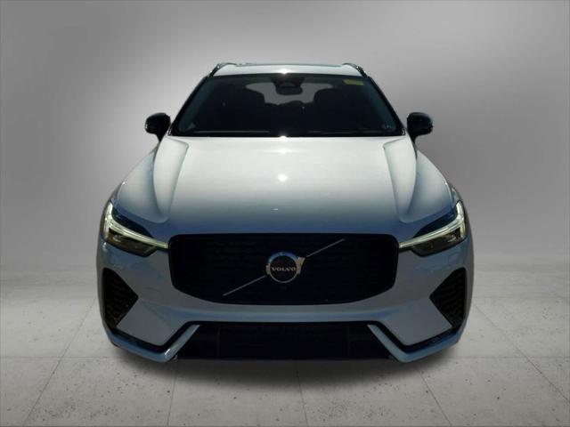 new 2025 Volvo XC60 car, priced at $55,335