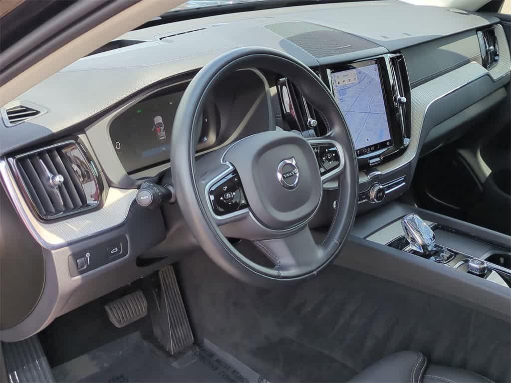 used 2022 Volvo XC60 car, priced at $35,989