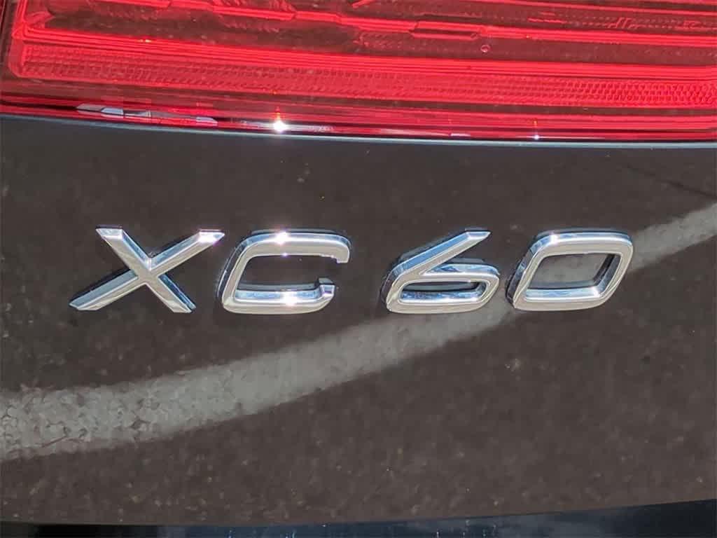 used 2022 Volvo XC60 car, priced at $35,989