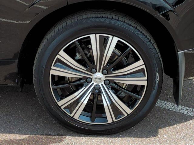 used 2022 Volvo XC60 car, priced at $39,367