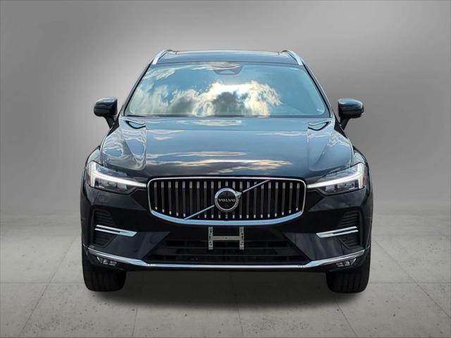 used 2022 Volvo XC60 car, priced at $39,367