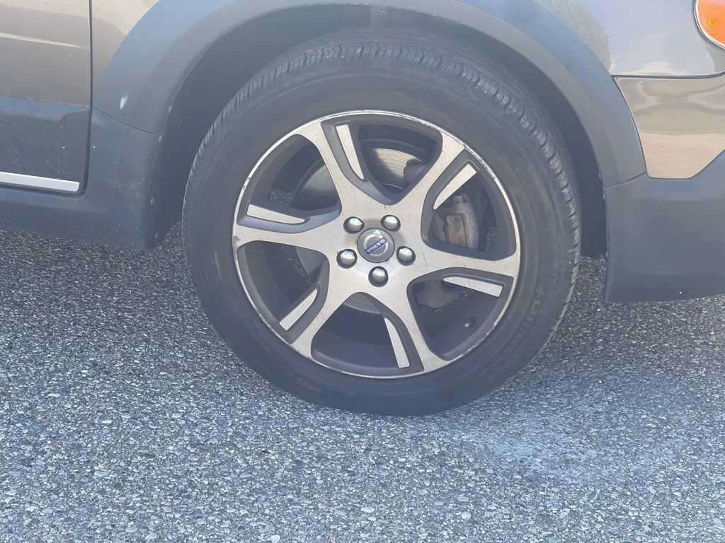 used 2015 Volvo XC70 car, priced at $16,490