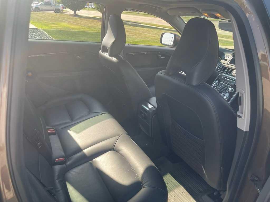 used 2015 Volvo XC70 car, priced at $16,490