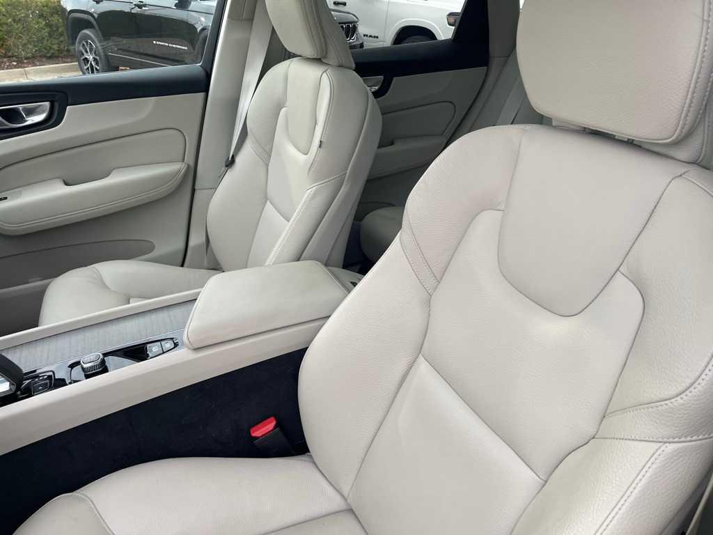 used 2024 Volvo XC60 car, priced at $33,977