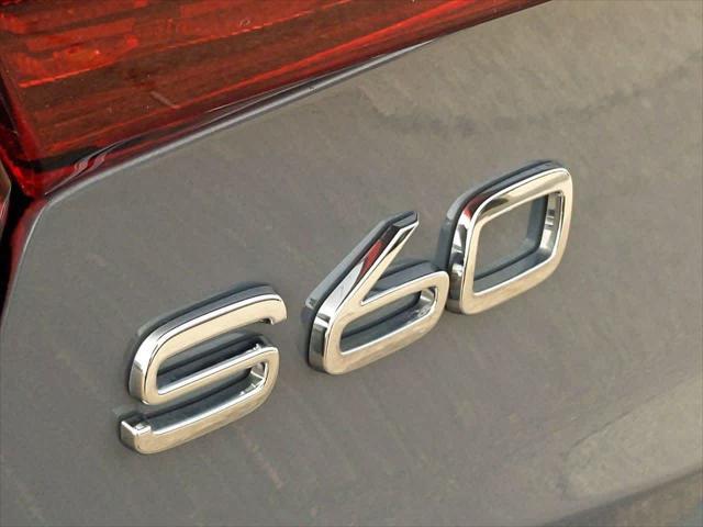 used 2022 Volvo S60 Recharge Plug-In Hybrid car, priced at $34,300