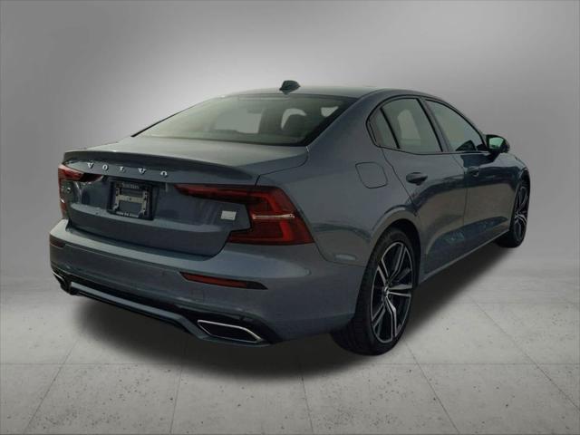 used 2022 Volvo S60 Recharge Plug-In Hybrid car, priced at $34,300