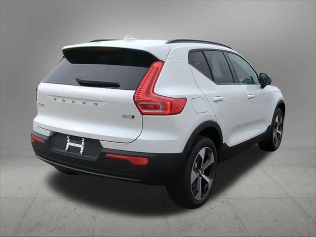 new 2025 Volvo XC40 car, priced at $48,335