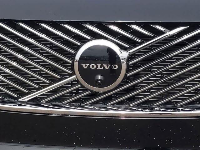 new 2025 Volvo XC90 Plug-In Hybrid car, priced at $83,295