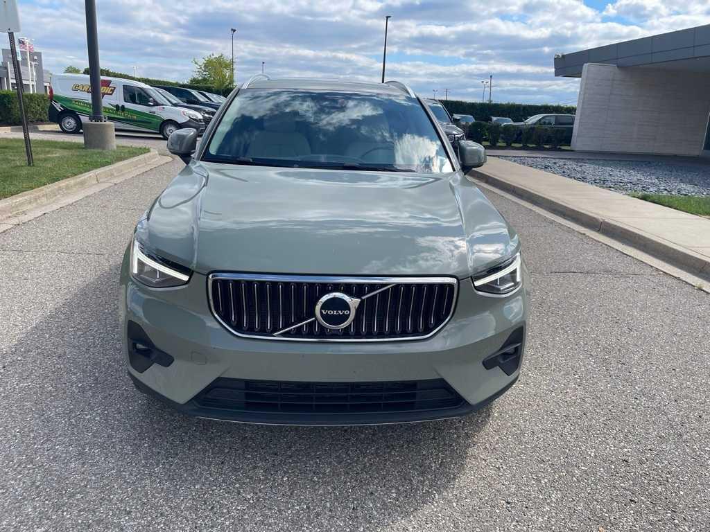 used 2023 Volvo XC40 car, priced at $29,781