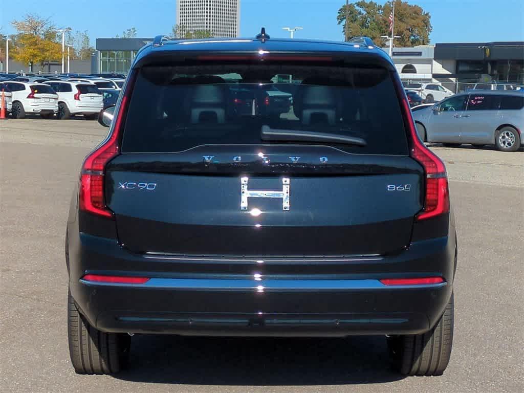 new 2026 Volvo XC90 car, priced at $71,825