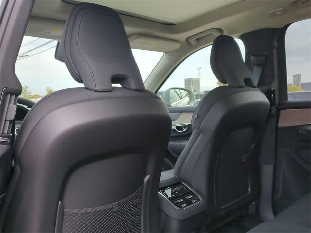 new 2026 Volvo XC90 car, priced at $71,825