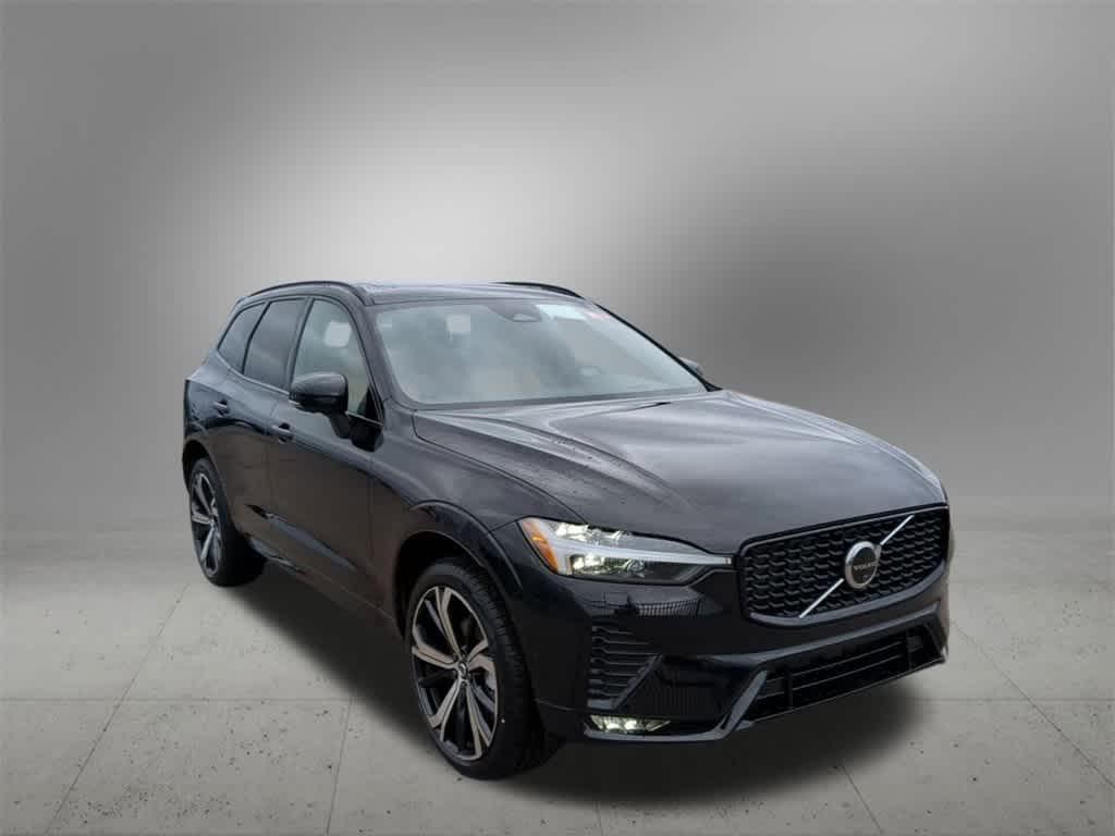 new 2025 Volvo XC60 car, priced at $60,660