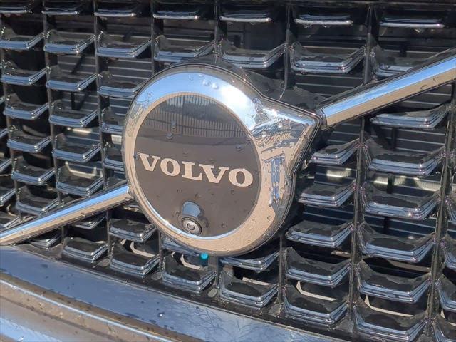 new 2025 Volvo XC60 car, priced at $53,800