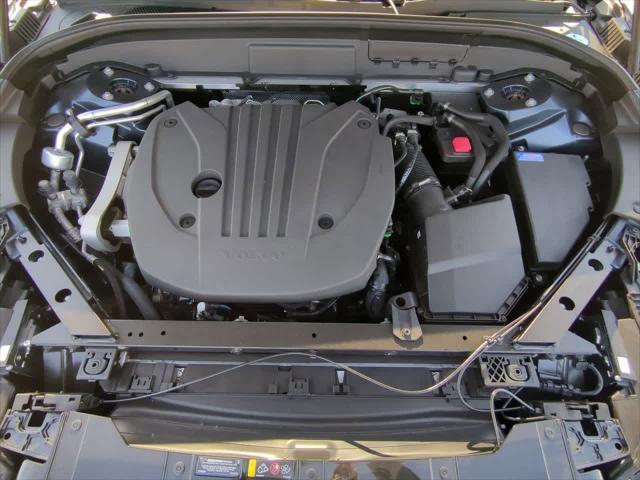 new 2025 Volvo XC60 car, priced at $53,800