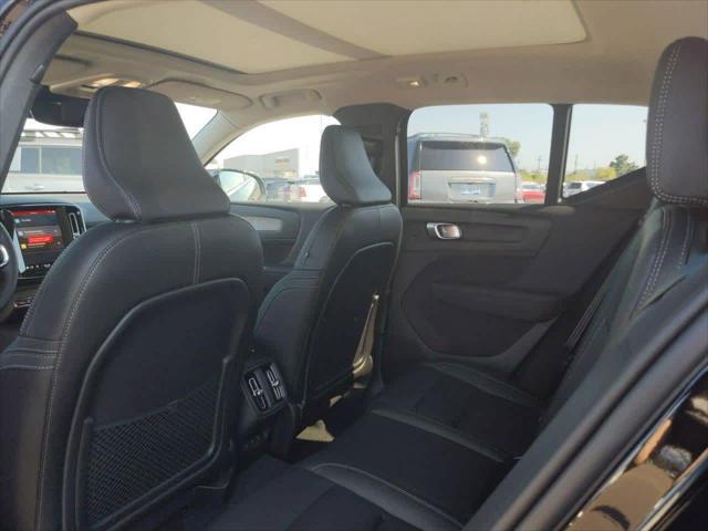 new 2025 Volvo XC40 car, priced at $49,259