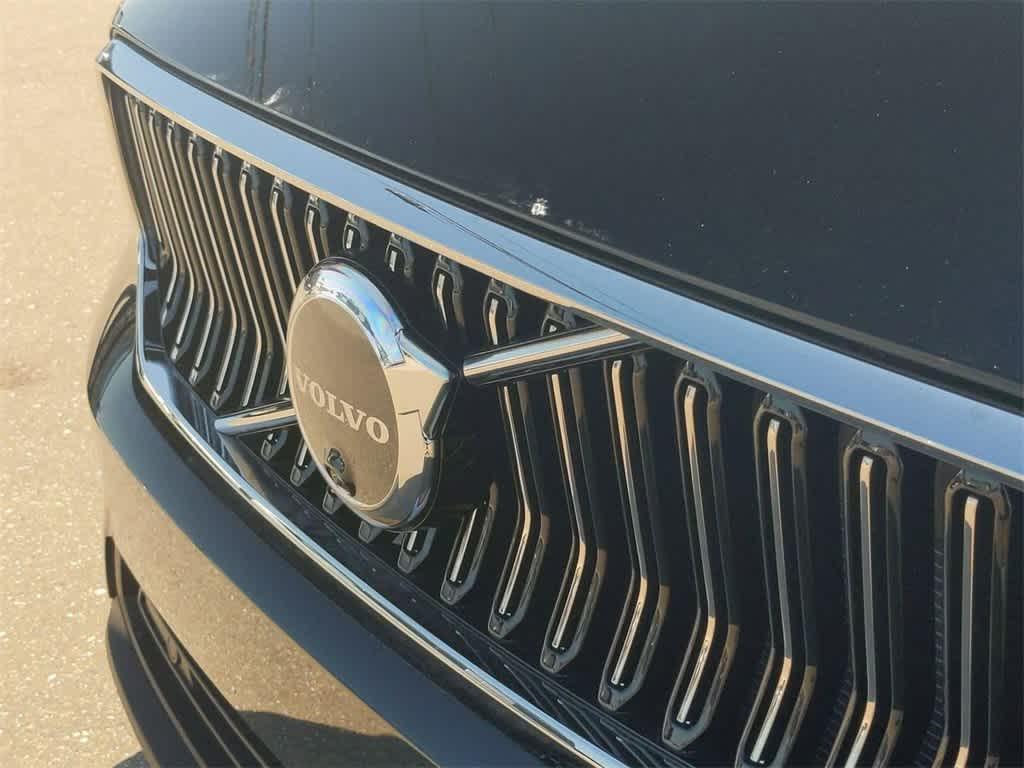 new 2025 Volvo XC40 car, priced at $49,259