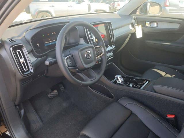new 2025 Volvo XC40 car, priced at $49,259