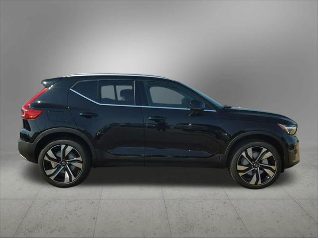 new 2025 Volvo XC40 car, priced at $49,259