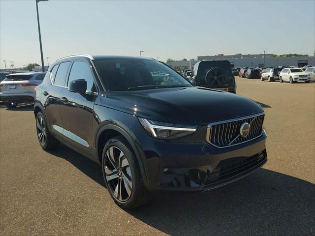 new 2025 Volvo XC40 car, priced at $49,259