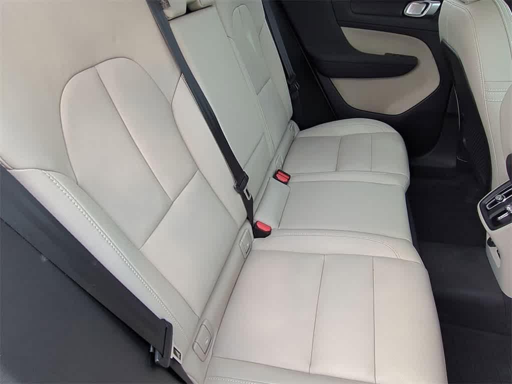 used 2024 Volvo XC40 car, priced at $33,324