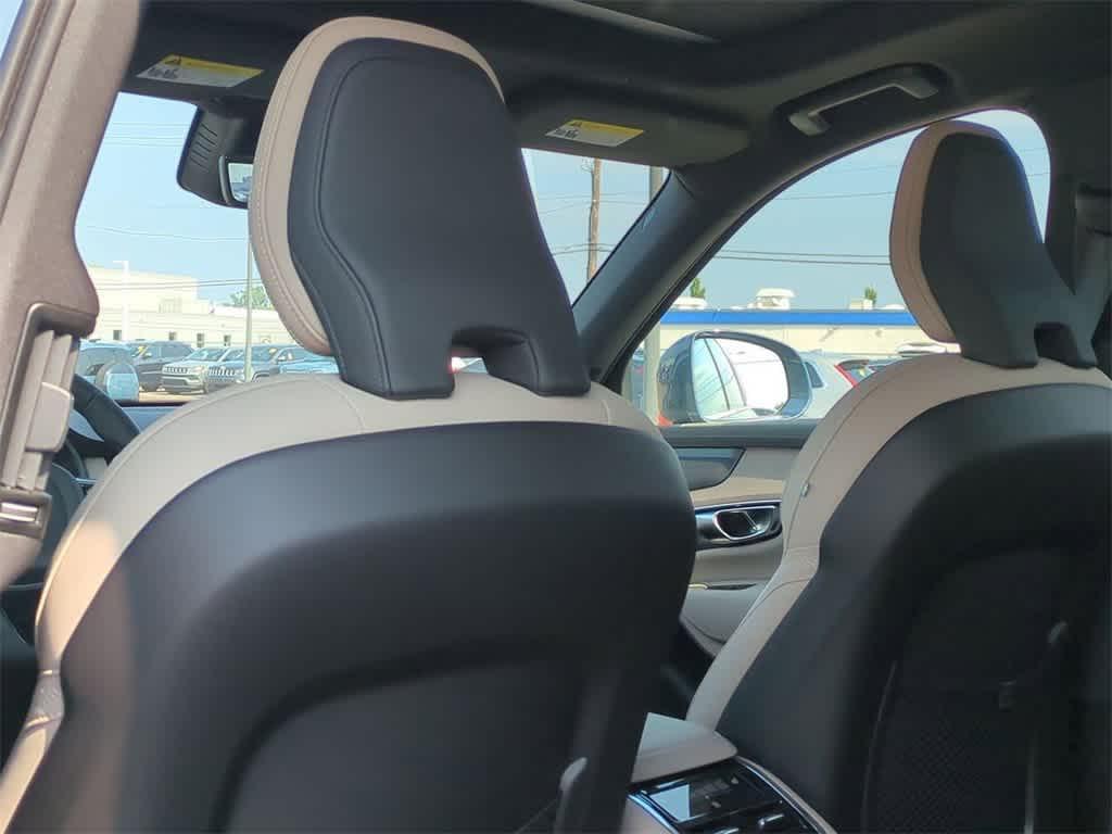 new 2026 Volvo XC90 car, priced at $69,445